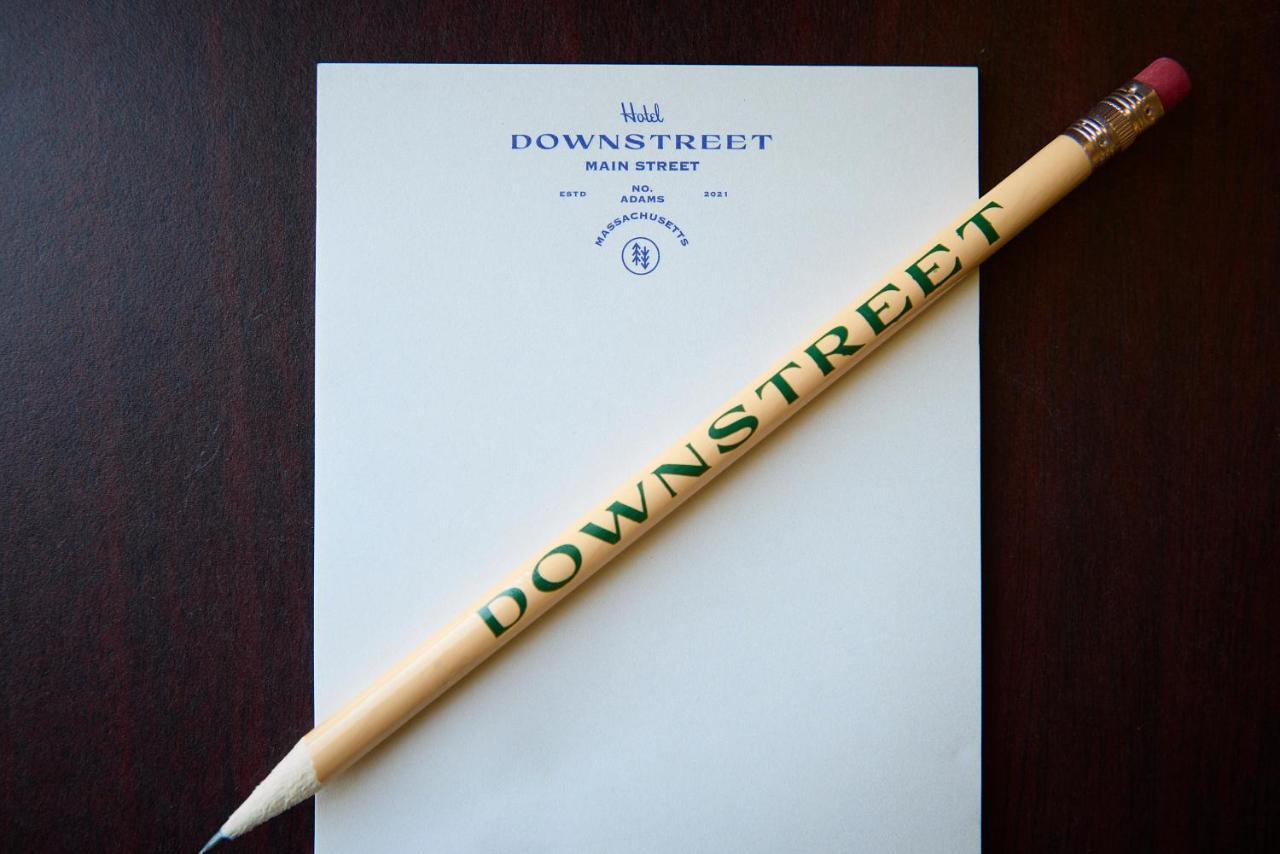Hotel Downstreet, Ascend Hotel Collection 노스아담스 외부 사진