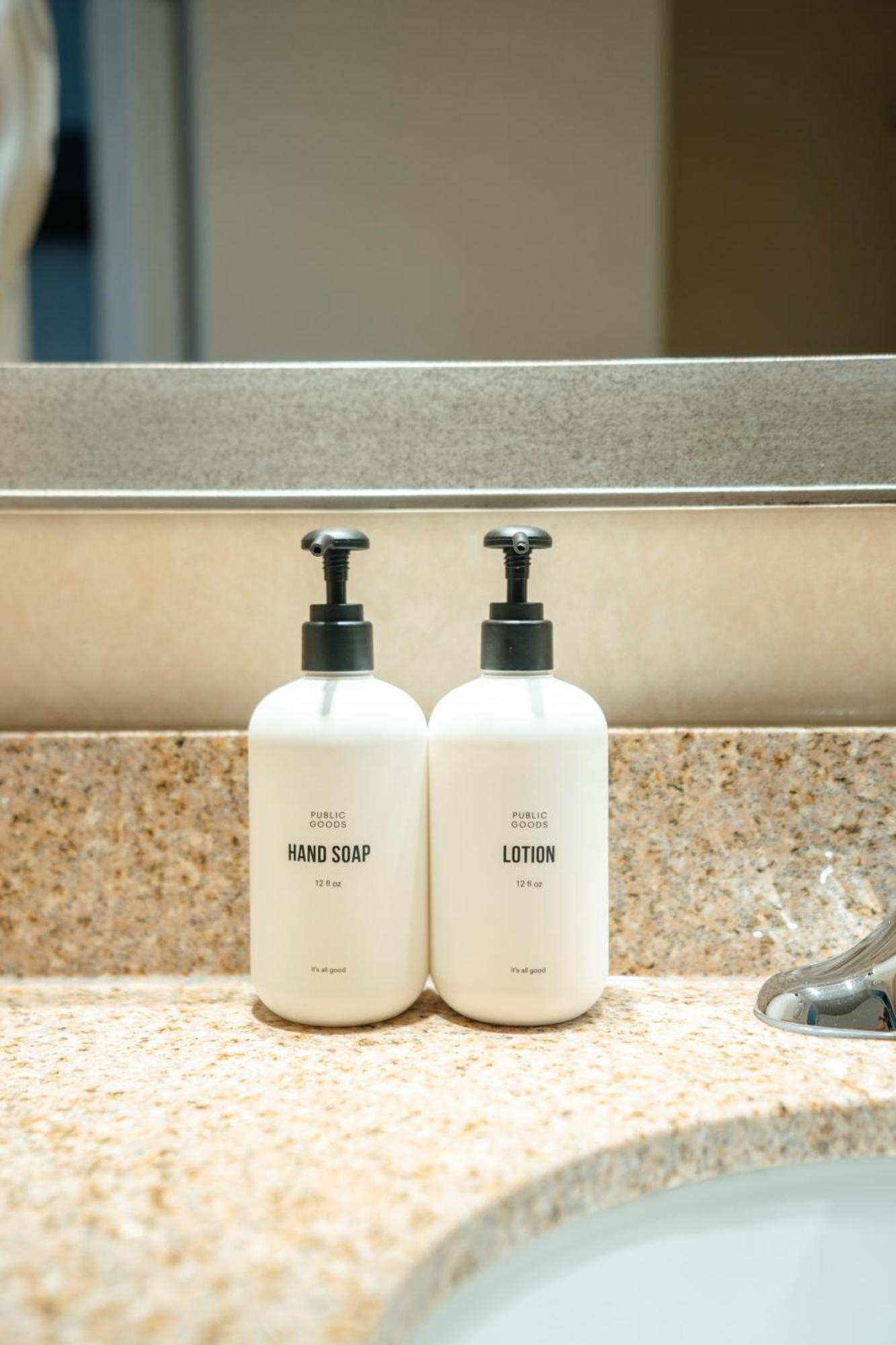 Hotel Downstreet, Ascend Hotel Collection 노스아담스 외부 사진